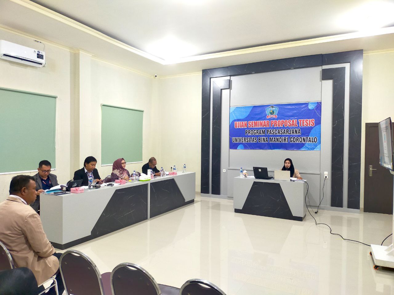 Ujian Seminar Proposal Tesis PPs, Direktur PPs: Peserta Harus Disiplin Tingkatkan Mutu Penelitian