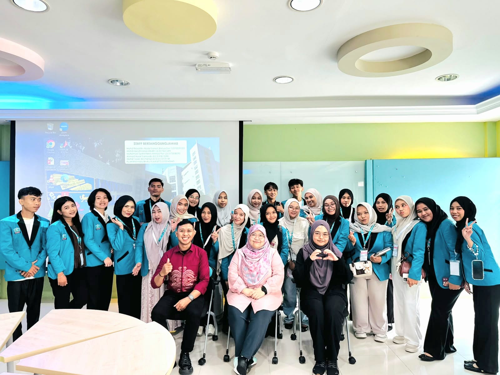 24 Mahasiswa UBMG Jalani Hari Perdana KKM Internasional di STEM Center, Universiti Malaya