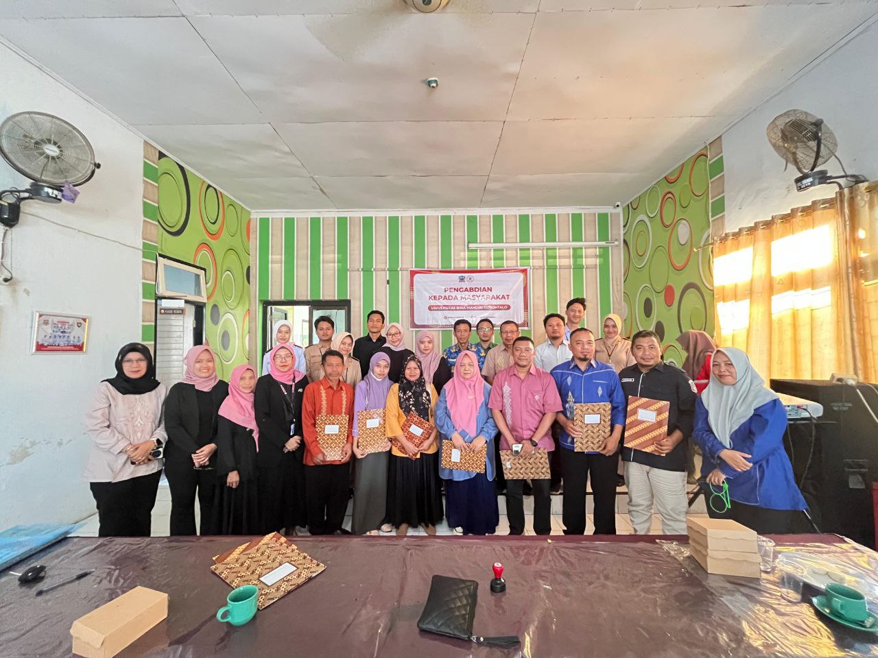 Fakultas PSP UBM Gorontalo Laksanakan Pengabdian Masyarakat di Telaga, Dekan Sitti: Edukasi Praktik Transparansi dan Good Governance