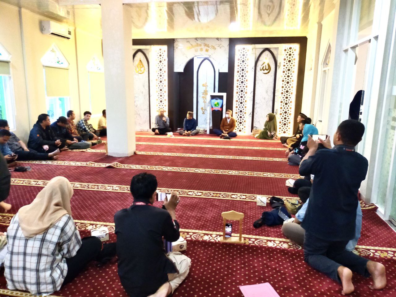 Ketua YBMG dan Rektor UBM Buka Puasa Bersama Ketua PWI serta Jurnalis Gorontalo