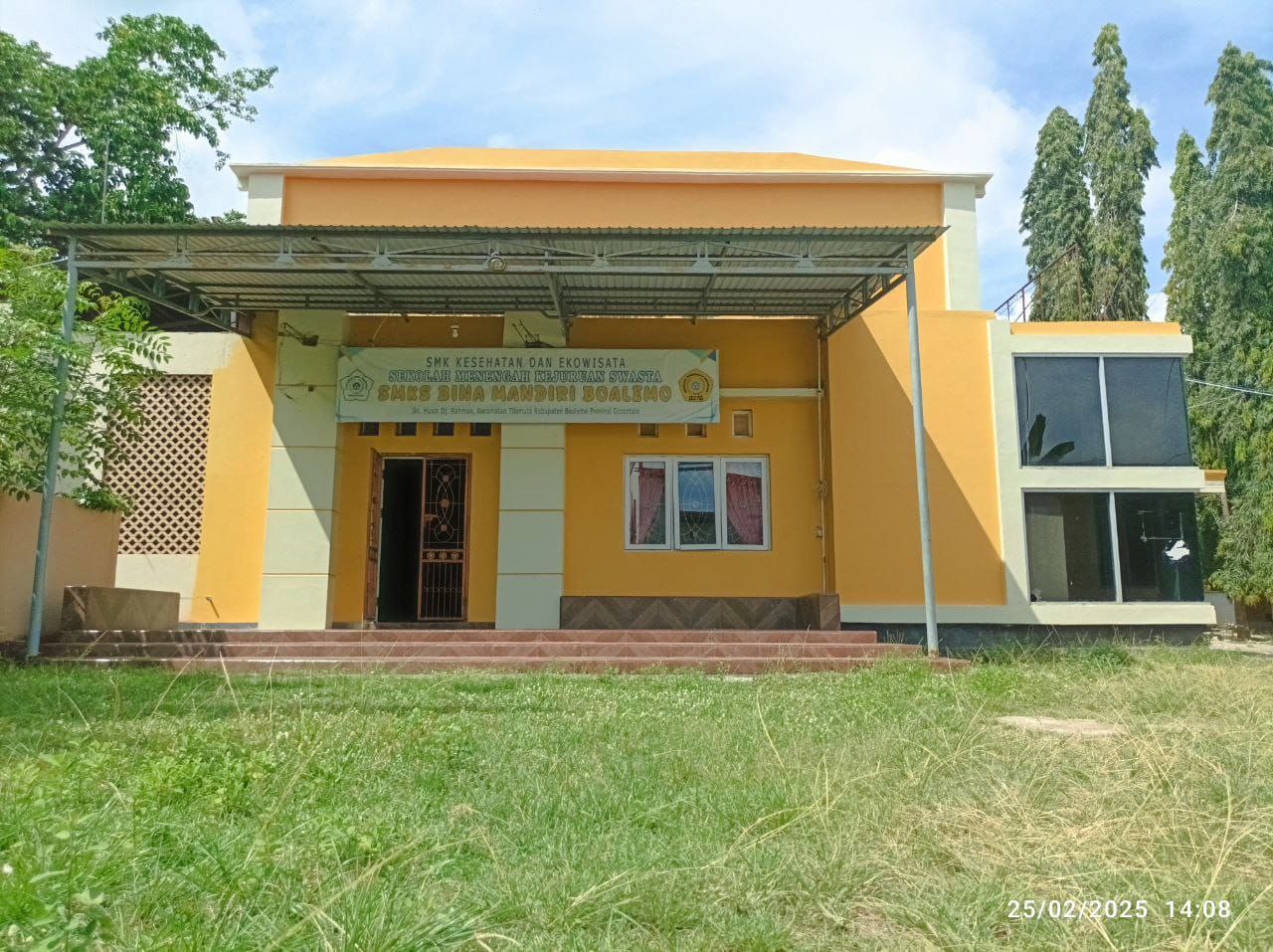 SMKS Bina Mandiri Boalemo Secara Bertahap akan menjadi Boarding School. Dr. Azis: Kualitas dan Layanan Mulai Ditingkatkan