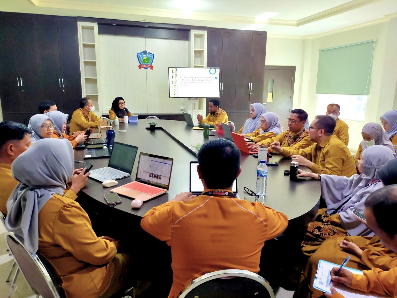 Dari Visi ke Implementasi, UBMG Perkuat Kurikulum Berbasis Unggul, Berkarakter, dan Mengglobal