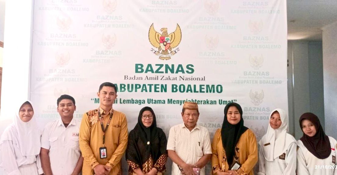 Siswa SMK Bina Mandiri Boalemo Terima Beasiswa dari Baznas Boalemo