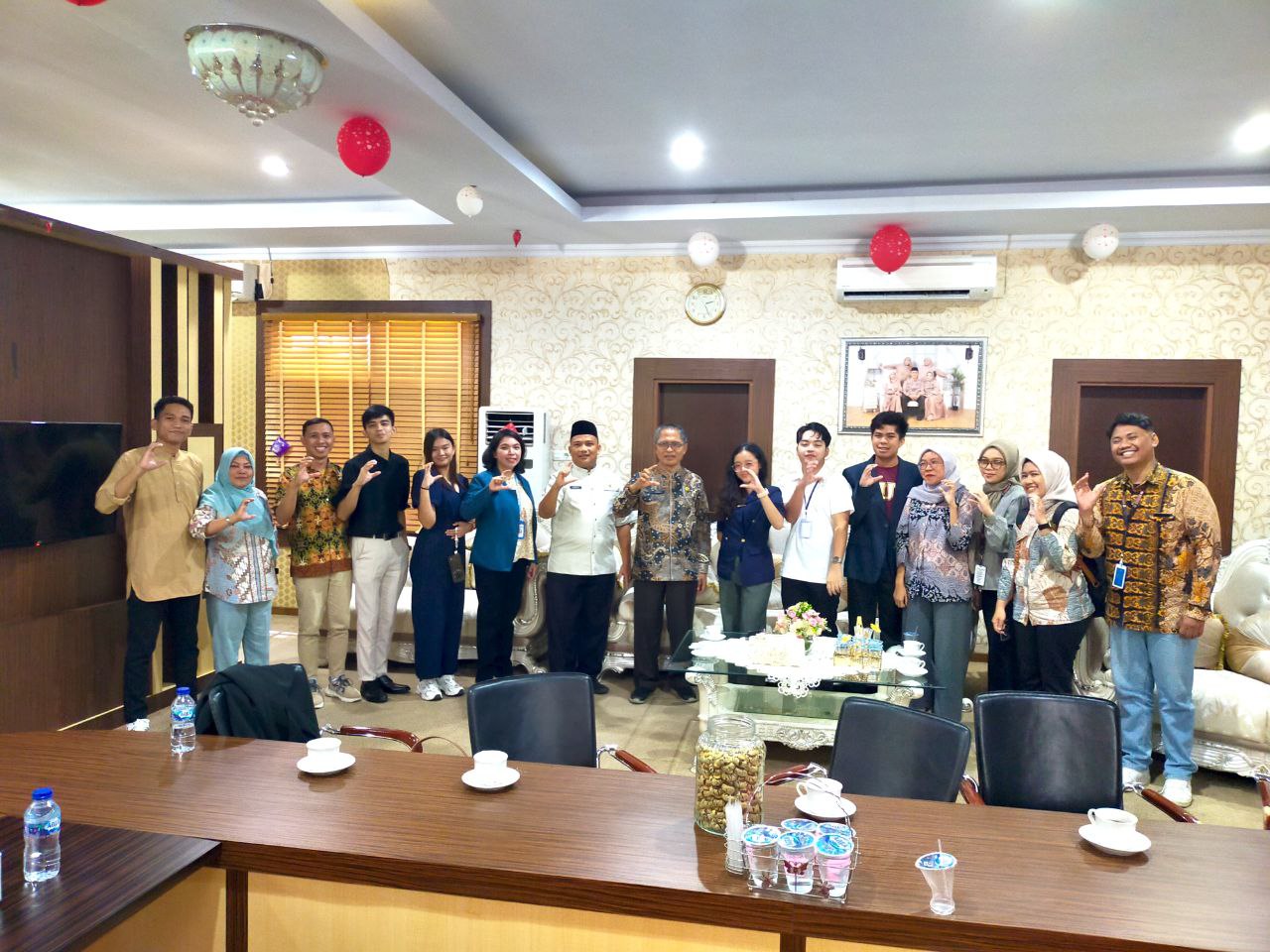 Sekda Kota Gorontalo Sambut Hangat Peserta Visiting Lecturer dan Student Exchange UBM Gorontalo 2025, Kagum dengan Program Internasionalisasi UBM