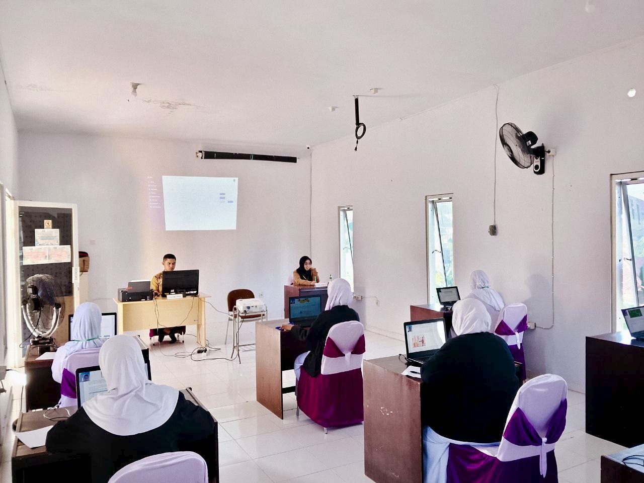 SMK Bina Mandiri Boalemo Sukses Laksanakan ANBK Perdana, Yuriko: Langkah Nyata Tingkatkan Mutu dan Wujudkan SMK Unggulan