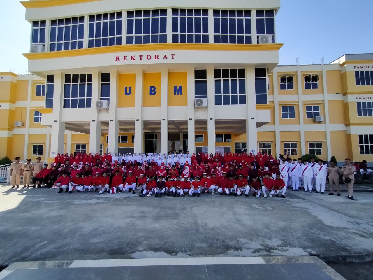 Dirgahayu Republik Indonesia ke-80, Dr. Azis: YBMG Concern Mencerdaskan dan Mendidik Karakter Generasi Penerus Bangsa