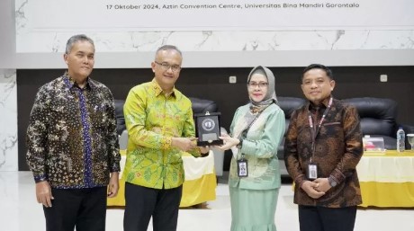 Studium Generale Kerjasama Kemlu RI dan Prodi HI UBM Gorontalo Bahas Isu Strategis