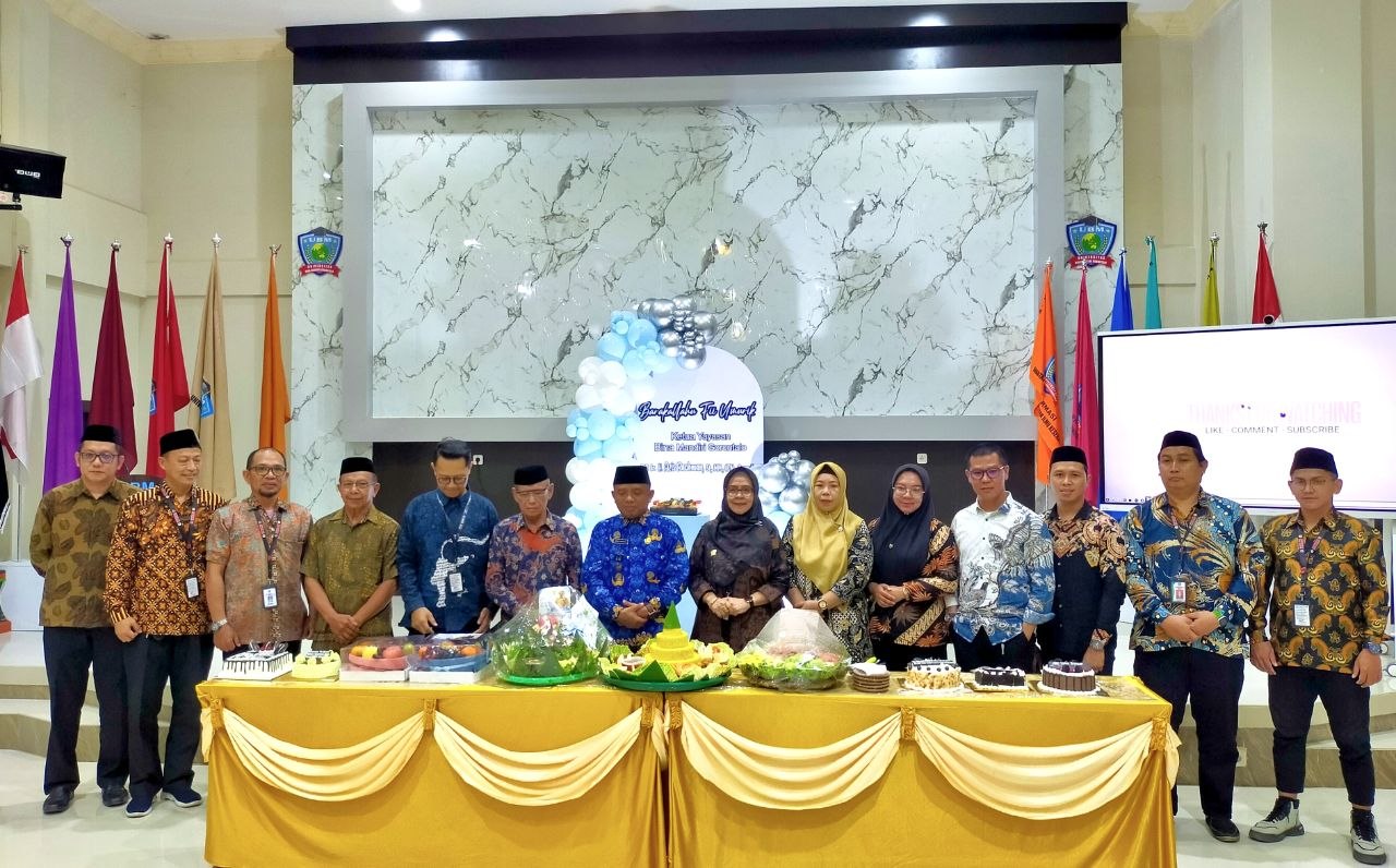Ketua YBMG Dr. Azis Rachman Rayakan Ultah ke-56 Bertepatan Hardiknas 2026, Tegaskan Komitmen Pengabdian Pendidikan 