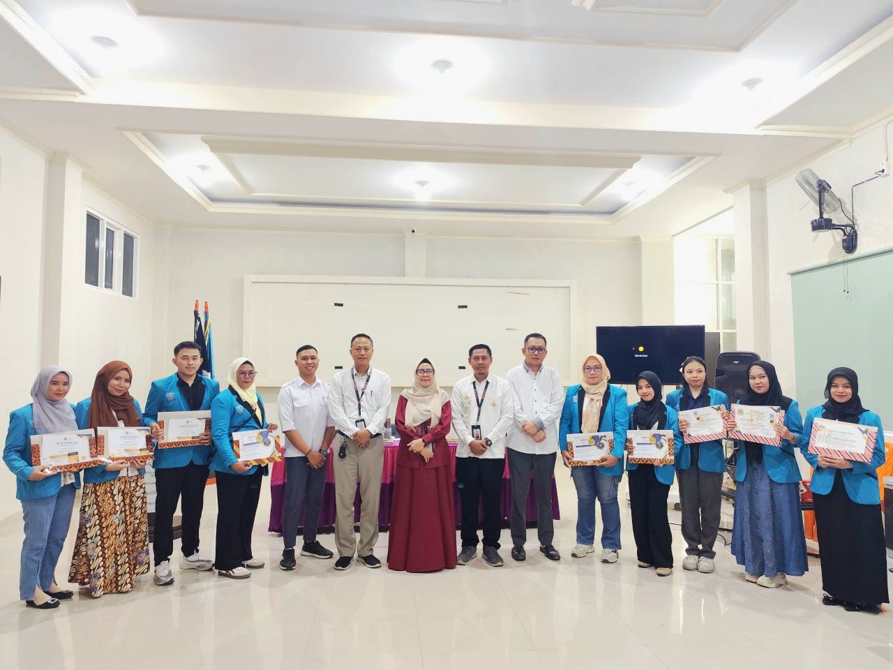 Yudisium Tiga Fakultas UBMG Momentum Evaluasi dan Apresiasi Prestasi Mahasiswa, Rektor Dorong Lahirnya Generasi Unggul, Berkarakter dan Mengglobal