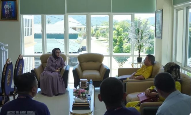 Rektor UBM Gorontalo Sambut Kunjungan Kepala SMAN 1 Luwuk