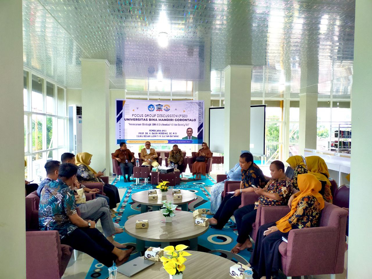 UBM Gorontalo Gelar FGD Perencanaan Strategik, Prof. Basri Modding: Unggul merupakan Akumulasi Karakter Moral dan Kinerja