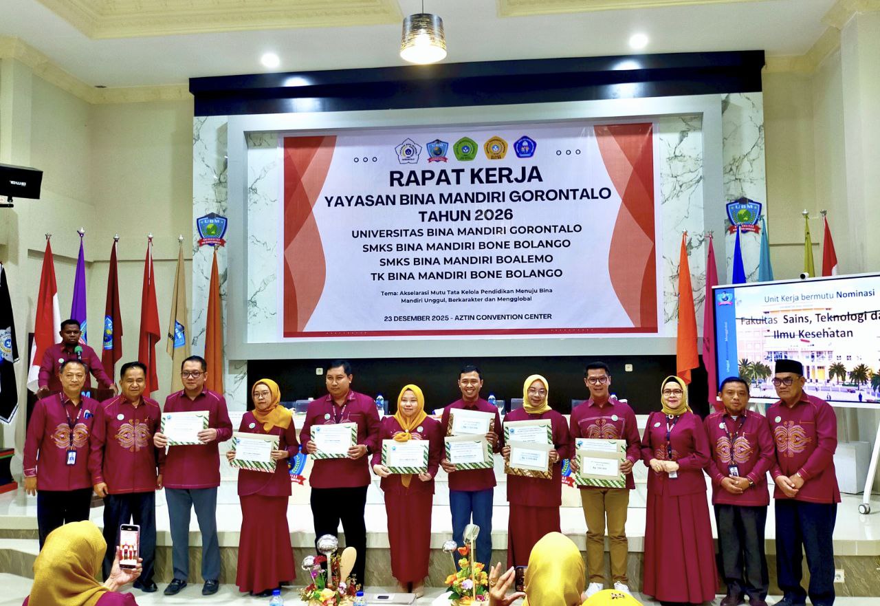 Penuh Semangat dan Apresiasi, Ketua YBMG Dr. Azis Berikan Award pada Momen Raker 2026