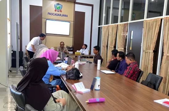 Pascasarjana UBM Gorontalo Gelar Pembekalan Penulisan Tesis bagi Mahasiswa Angkatan III