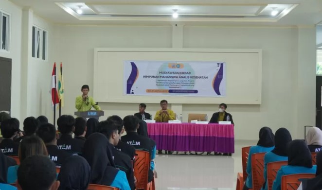 Nurcholis R. Lasman Rebut Ketua HiMa Analis Kesehatan FSTIK UBM Gorontalo