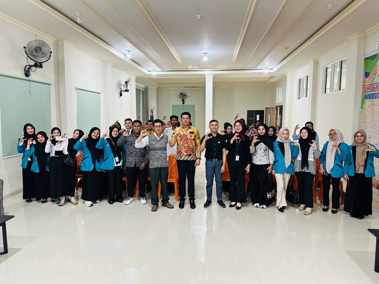 Ketua Yayasan Dua Sudara Bitung Jadi Visiting Lecturer di Kampus UBMG, Berikan Materi Dasar-Dasar Akuntansi, Memahami Bahasa Bisnis
