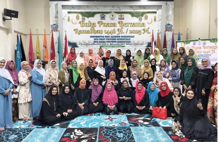 Pengurus IWAPI dan Kadin Buka Puasa Bersama Anak Panti Asuhan di UBM Gorontalo